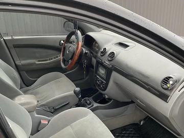 Авто Daewoo Nubira 2004 № 8332775