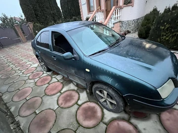 Авто Volkswagen Bora 1999 № 8332789
