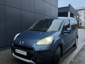 Авто Peugeot Partner 2012 № 8332881