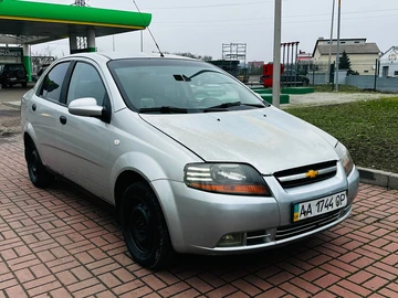 Авто Chevrolet Aveo 2007 № 8332899