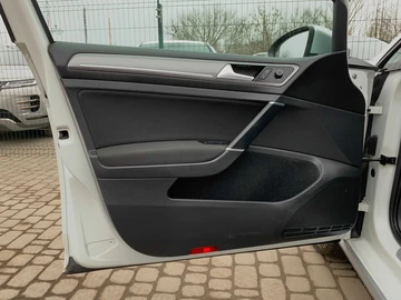 Авто Volkswagen Golf 2018 № 8332903