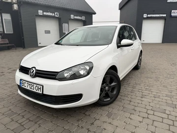 Авто Volkswagen Golf 2010 № 8332904