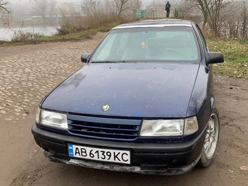 Авто Opel Vectra 1992 № 8332931