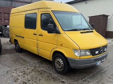 Авто Mercedes Sprinter 2000 № 8332951