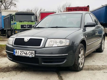 Авто Skoda Superb 2002 № 8333203