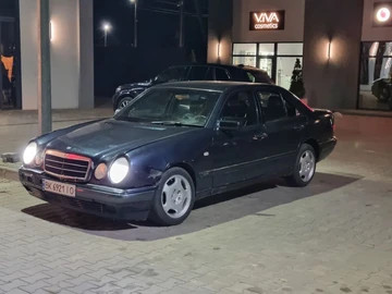 Авто Mercedes E Серия 1996 № 8333206