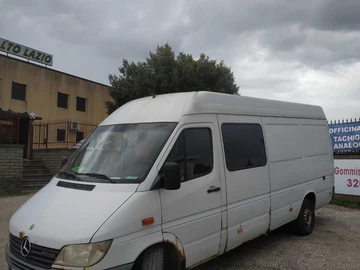 Авто Mercedes 220 2001 № 8333268