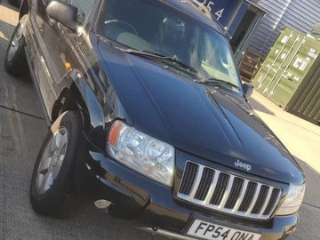 Авто Jeep Grand Cherokee 2004 № 8333421