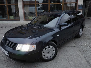 Авто Volkswagen Passat Variant 1998 № 8333634