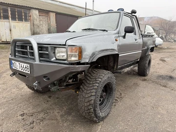 Авто Toyota Hilux Pick Up 1996 № 8333639