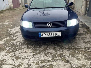 Авто Volkswagen Passat Sedan 1999 № 8333826
