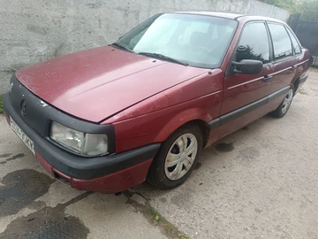 Авто Volkswagen Passat Sedan 1989 № 8333961