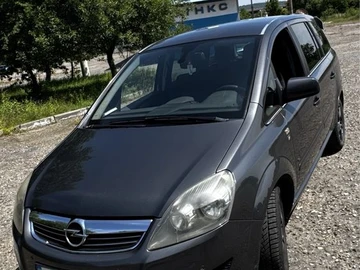Авто Opel Zafira 2010 № 8333996