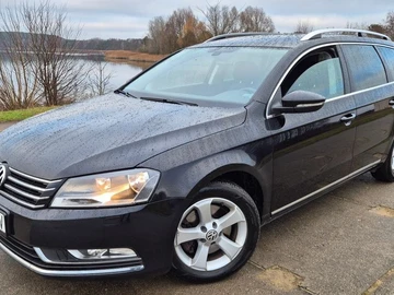 Авто Volkswagen Passat Variant 2013 № 8334113