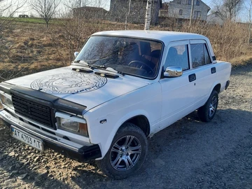 Авто ВАЗ 2107 1992 № 8334279