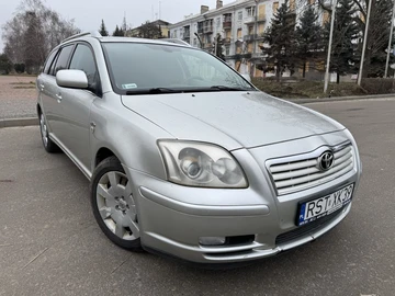 Авто Toyota Avensis 2004 № 8334691