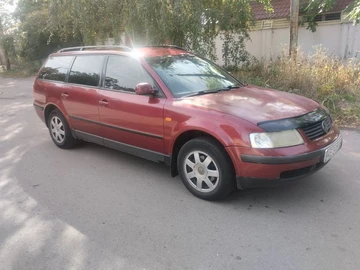 Авто Volkswagen Passat Variant 1999 № 8334695