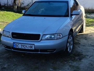 Авто Audi A4 1996 № 8334693