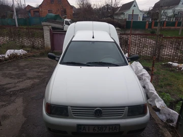 Авто Volkswagen Caddy 2002 № 8334854