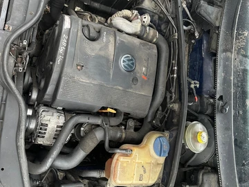 Авто Volkswagen Passat Variant 1998 № 8334947