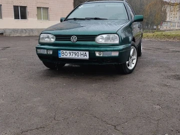 Авто Volkswagen Golf 1997 № 8334950