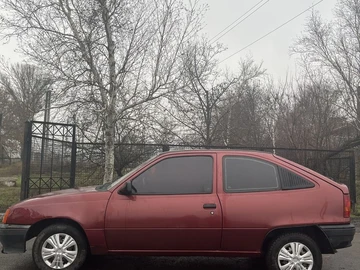 Авто Opel Kadett 1987 № 8335155