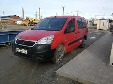 Авто Peugeot Partner 2016 № 8335193