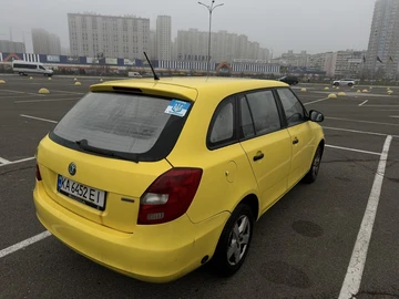 Авто Skoda Fabia 2011 № 8335254