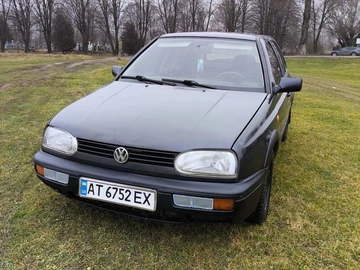 Авто Volkswagen Golf 1995 № 8335431