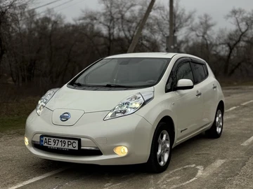 Авто Nissan Leaf 2012 № 8335694