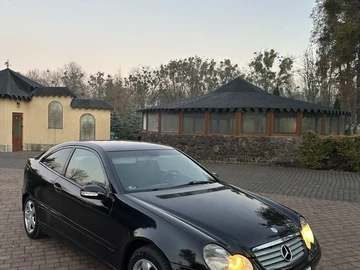 Авто Mercedes 220 2001 № 8335728
