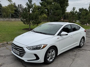 Авто Hyundai Elantra 2018 № 8335909
