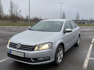 Авто Volkswagen Passat Sedan 2011 № 8336432