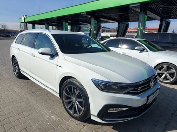 Авто Volkswagen Passat Variant 2020 № 8336441