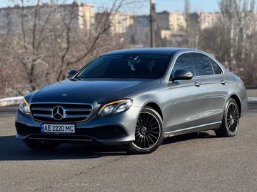Авто Mercedes 220 2016 № 8336444