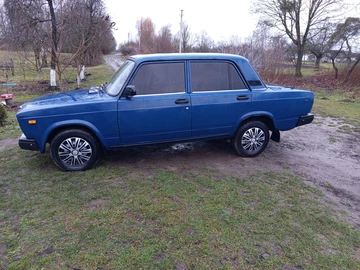 Авто ВАЗ 2107 2004 № 8336523
