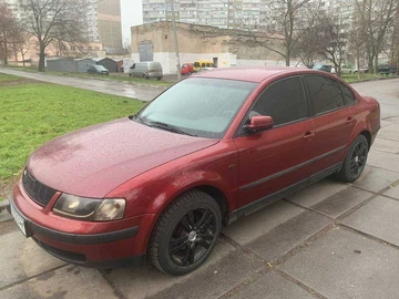 Авто Volkswagen Passat Sedan 1998 № 8336547