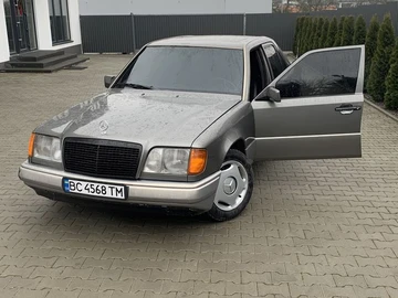 Авто Mercedes W124 1992 № 8336700