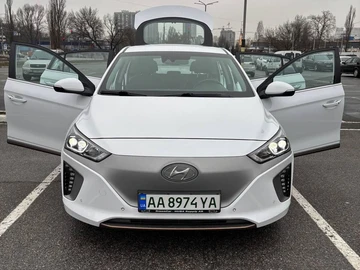 Авто Hyundai Ioniq 2018 № 8336684