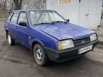 Авто ВАЗ 2109 1990 № 8336716