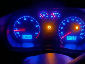 Авто Volkswagen Polo 2002 № 8336892