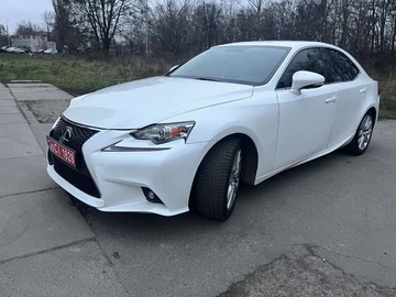 Авто Lexus Is Серія 2016 № 8336918