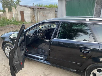 Авто Audi A4 2012 № 8337004