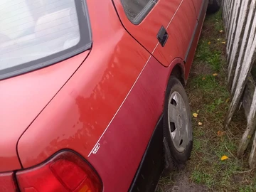 Авто Suzuki Swift 1996 № 8337233
