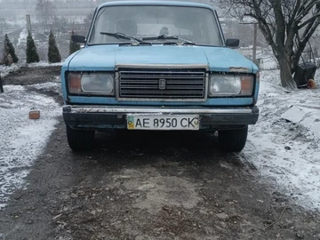 Авто ВАЗ 2107 1990 № 8337243