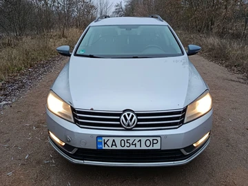Авто Volkswagen Passat Variant 2012 № 8337449