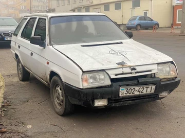 Авто Skoda Forman 1993 № 8337574