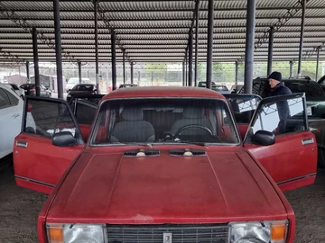 Авто ВАЗ 2105 1989 № 8337575
