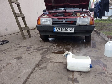 Авто ВАЗ 21099 1998 № 8337584