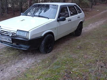 Авто ВАЗ 2109 2001 № 8337591